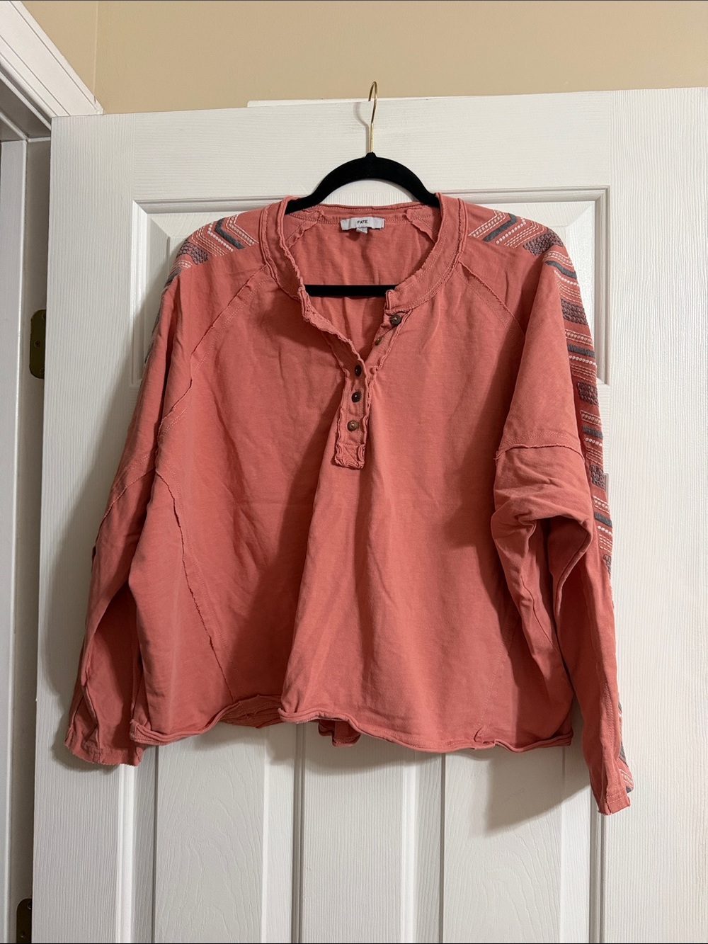 Fate Orange Coral Colored Long Sleeve V Neck Chevron Blouse Size Medium